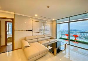 The Vinhomes Central Park Apartments - The Buildings Surrounding Landmark 81