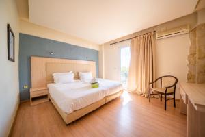 Triple Room room in Tselikas Hotel