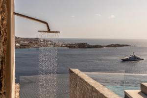 The Skyvilla Mykonos - A Landmark Property with Breathtaking Views of the Psarou bay
