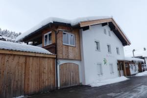 Ferienwohnungen Haus Kunterbunt