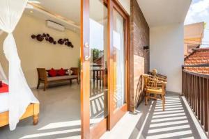 2BR Red Lotus Villa 10 mins to Seminyak Beach