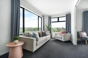 Fabulous River View - Brand New House In Hamilton - Te Rapa