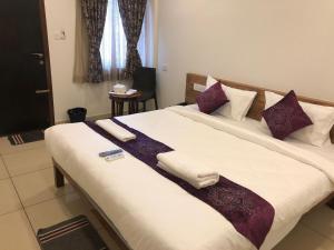 Hotel Amulya Regency