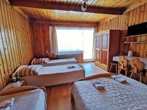 1. Family Room with Terrace (5 Adults) room in Willa Senator