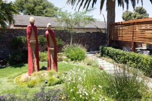 Garten Wohnung mit Pool, 2 Schlafzimmer