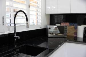 Garten Wohnung mit Pool, 2 Schlafzimmer