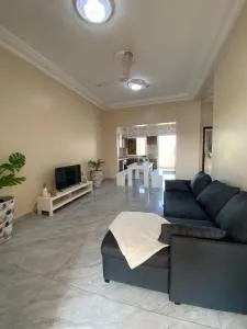 KMR Apartment - Kumba - Serekunda