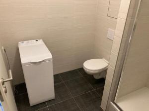 Útulný a moderný ateliér s terasou