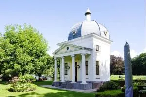 Historical house on river Vecht - Alendorp