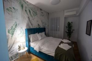 Uptown Elegant Apartment