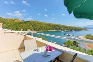 Anna Apartment Agios Stephanos