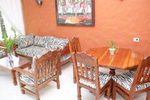 Tembo Beach Cottage , Ocean Beach Drive