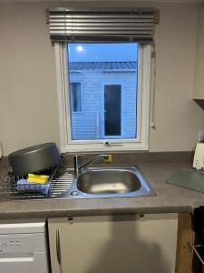 Lorraines Caravan Holiday