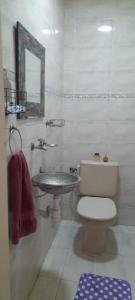 Acolhedora casa de vila (acesso apenas por escada)