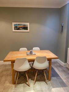 Harbour Mews Central Location Near Beach