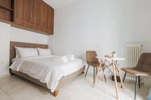 Tranquil shelter near Mavili square