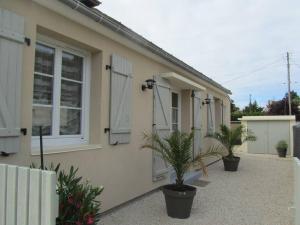 Maisons de vacances La Maison Sable - Chaleureuse Familiale avec Jardin-300m de la plage : photos des chambres