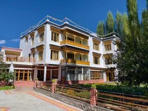 Rock Castle Residency - Lukung