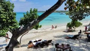 Blue Island Punta Rucia - Las Flores Blue Island Punta Rucia - Las Flores