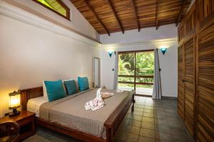 4BR Villa MotMot in w exclusive pool Wifi AC