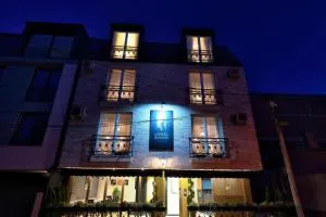 Living Rooms Hotel - Nerezi i Epërm