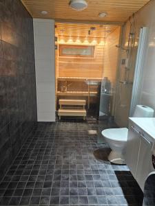 Lapland City Retreat - Sauna & Comfort near Center