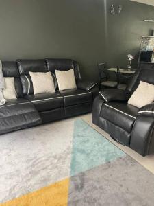 New Kingston Retreat