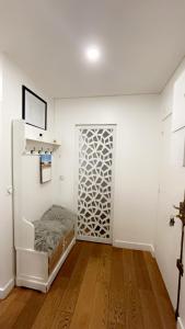 Sejours chez l'habitant 1-Chambre lumineuse (Paris-Orly) : photos des chambres