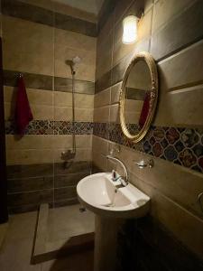 Budget Triple Room room in Pyramids Home Inn