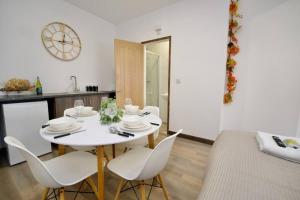 Matlock Studio 1 - Coventry