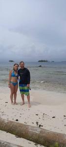 Isla Diablo San blas cabaña en la orilla del mar