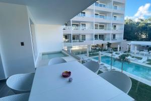 Tropical Deluxe 2 Bedroom Unit with Picuzzi