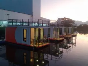 ริมกว๊านชาเลย์ รีสอร์ทแอนด์คาเฟ่ Rimkwan Chalay Resort and Cafe - Wiang Pa Pao