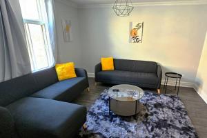 Spacieux Appartement de 3 Chambres downtown