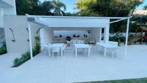 Tropical Deluxe 2 Bedroom Unit with Picuzzi