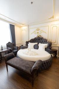 Royal Dương Nội Hotel