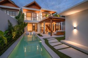 Villa LouLou Bali - Brand New Tropical 3BR Villa Next to Canggu