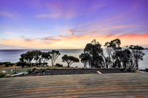 Freycinet Coastal Retreat