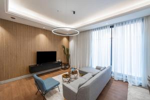 Mabaat-Executive 3BR-Al Malqa - 542