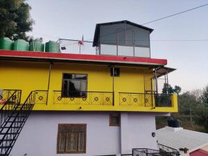 The Mountain Harmony, Penthouse, Bhimtal
