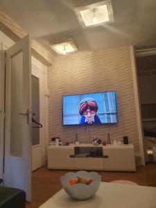 Appartement La Garenne Jacuzzi et Balcon à 15 min de Paris JO 2024 et Stade de France TARIFS PRIVILEGES SEMAINE OU MOIS DISPONIBLE