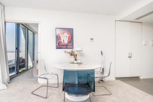 2BR Penthouse with Breathtaking View! - Hosted by CanStay