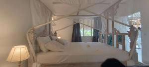 Pole Pole Beach House