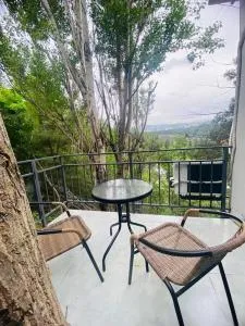 Garage Hotel - Old Tbilisi - Asuretʼi