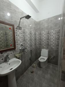 G P Guest House And Banquet Hall