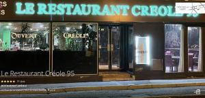 Appartement La Garenne Jacuzzi et Balcon à 15 min de Paris JO 2024 et Stade de France TARIFS PRIVILEGES SEMAINE OU MOIS DISPONIBLE