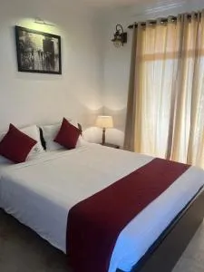 Martins Crest - Kārwār