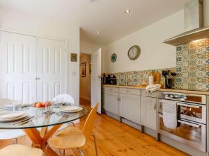 2 Bed in Mevagissey 88402