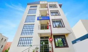 FabHotel Lily Grand - Kakarmatha