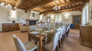 TENUTA MONTIEPOLI 12&3, Emma Villas